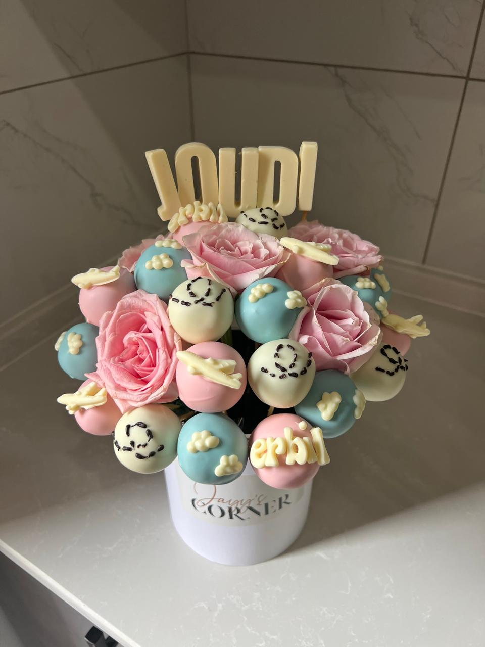 Cake Pops Bouquet 9