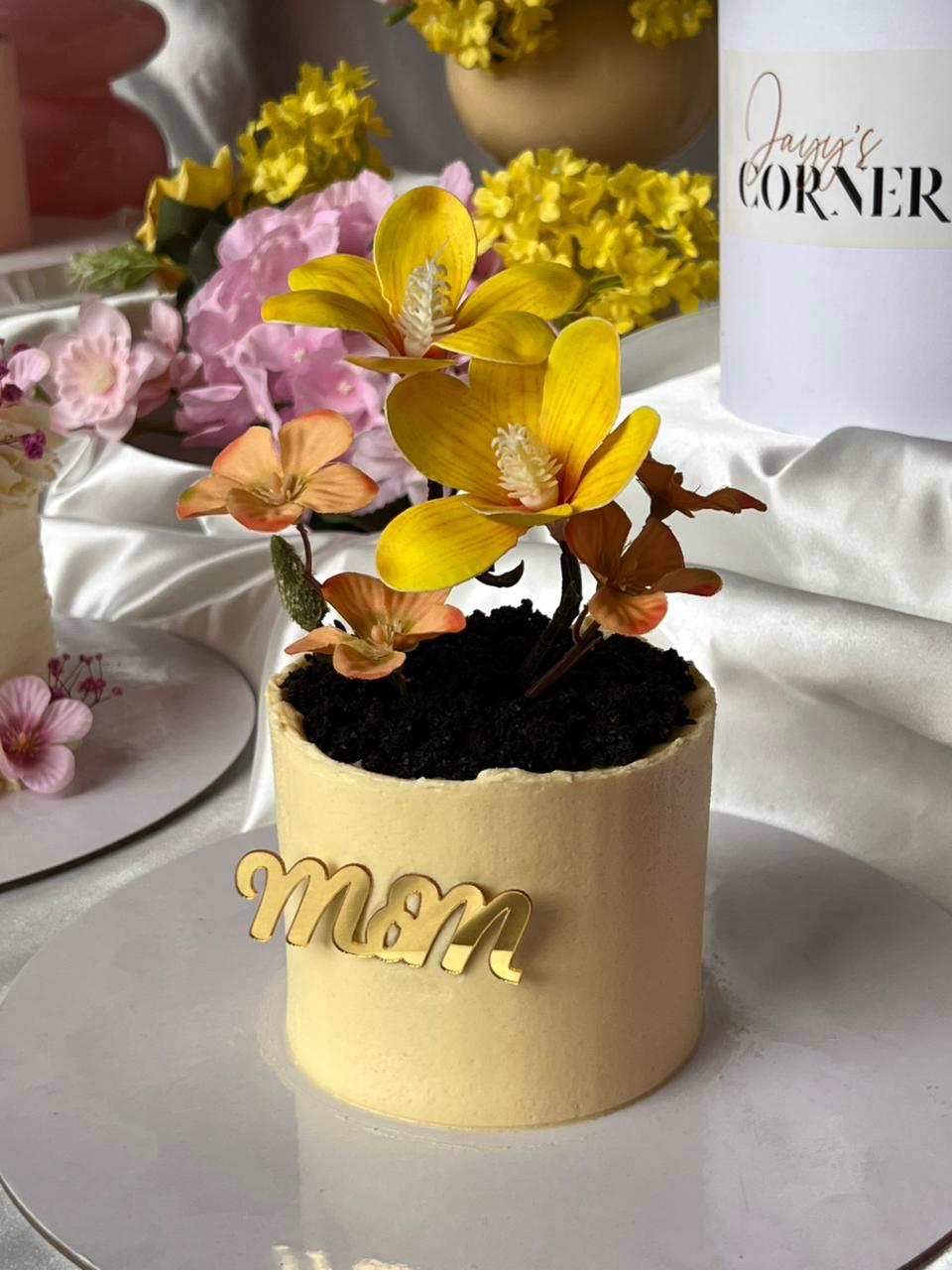 FLOWER POT CAKE 1